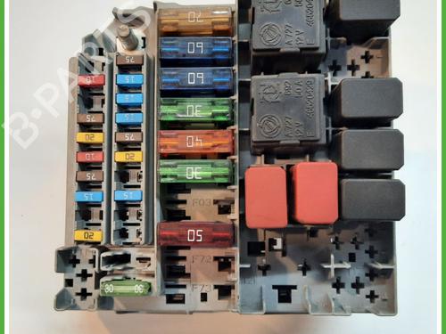 Used Fuse box FIAT PANDA (169_) 1.3 D Multijet (169.AXC1A) (70 hp) 13038130
