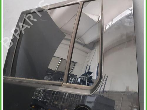 Left rear door LAND ROVER DISCOVERY III (L319) 2.7 TD 4x4 | BP25333102C4