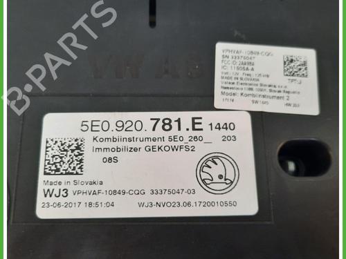 Instrument cluster SKODA OCTAVIA III Combi (5E5, 5E6) 2.0 TDI | BP13038163C47 