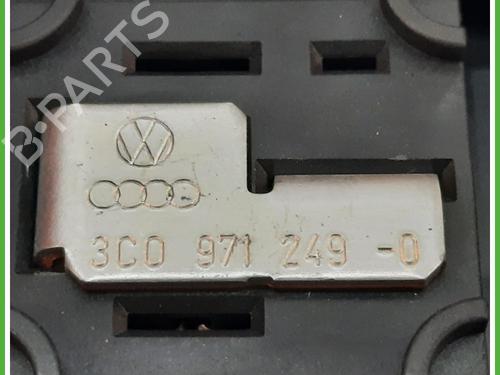 Fuse box VW GOLF V (1K1) 1.9 TDI | BP13419359E1 
