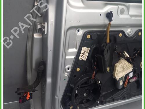 Right front door VW GOLF VI (5K1) 2.0 TDI | BP24429660C3 