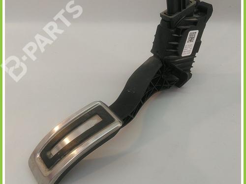 Used Pedal VW GOLF VII (5G1, BQ1, BE1, BE2) 1.6 TDI (110 hp) 12151059