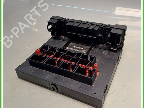 Fuse box VW TOURAN (1T1, 1T2) 1.6 | BP30962165E1