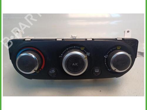 climate-control-renault-clio-iv-bh_-2012-2013-2014-2015-2016-2017-2018-2019-2020-2021-40145010 main image