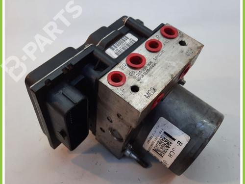 Used ABS pump FIAT GRANDE PUNTO (199_) 1.4 (199AXB11, 199AXB1A, 199BXB1A, 199AXL1A) (77 hp) 11370956