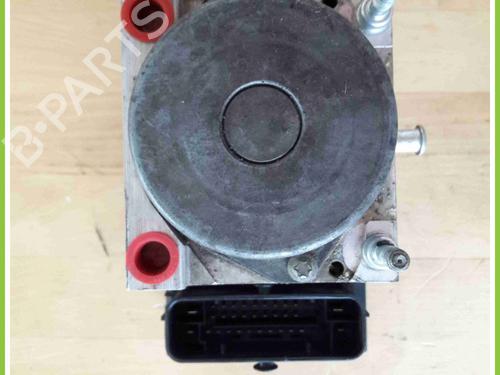 Used ABS pump FIAT GRANDE PUNTO (199_) 1.4 (199AXB11, 199AXB1A, 199BXB1A, 199AXL1A) (77 hp) 13114203
