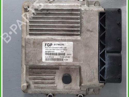 Used Engine control unit (ECU) Engine control unit (ECU) LANCIA YPSILON (843_) 1.3 D Multijet (843.AXF11, 843.AXF1A, 843.AXM11,... (75 hp) 40135333 40135333