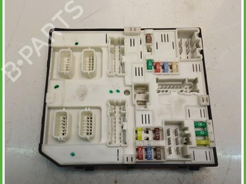 Sikringsdåse RENAULT SCÉNIC III (JZ0/1_) 1.5 dCi (110 hp) 31013011