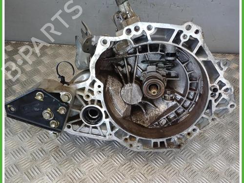 Used Gearbox Gearbox SUZUKI SWIFT III (MZ, EZ) 1.3 DDiS (RS413D) (69 hp) 40074518 40074518