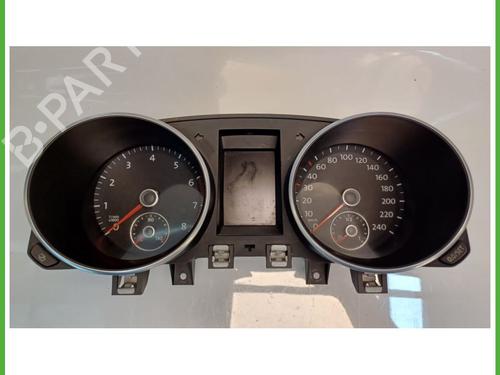 Used Instrument cluster VW GOLF VI (5K1) 1.6 BiFuel (102 hp) 26314931