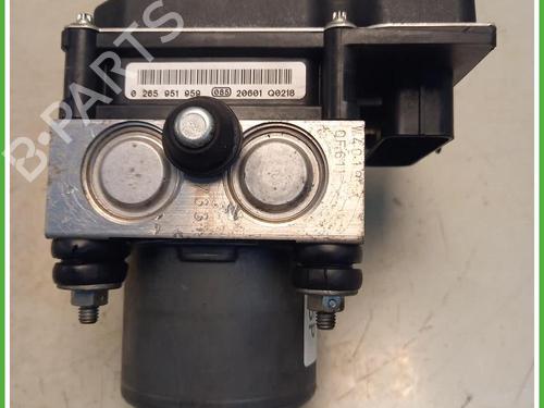 ABS pump FIAT PUNTO (199_) 1.2 (199AXZ1A, 199BXZ1A) | BP40075593M43 - Image 2