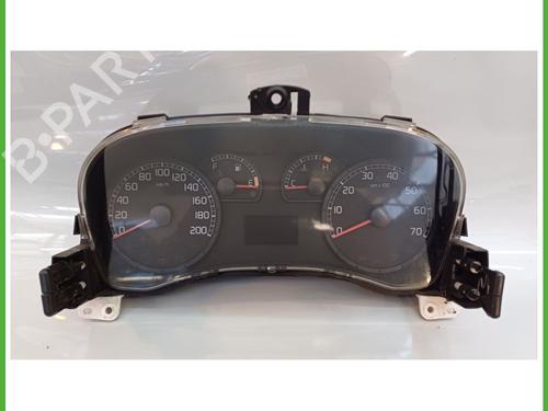 Used Instrument cluster FIAT PUNTO (188_) 1.2 60 (188.030, .050, .130, .150, .230, .250) (60 hp) 18479691