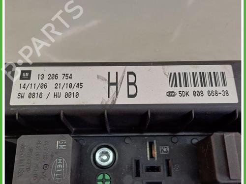 Fuse box OPEL ASTRA H (A04) 1.7 CDTI (L48) | BP40136307E1 - Image 3