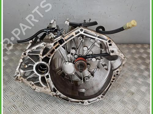 gearbox-dacia-duster-hs_-2010-2011-2012-2013-2014-2015-2016-2017-2018-40075879 main image