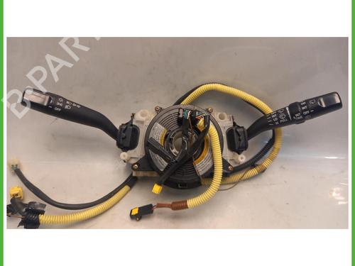 Used Switch Switch SUZUKI GRAND VITARA I (FT, HT) 2.0 4x4 (TA52, TL52, SQ420) (128 hp) 40076202 40076202