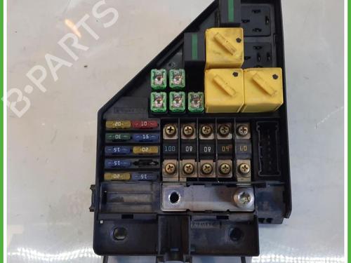 Used Fuse box Fuse box LAND ROVER FREELANDER I (L314) 2.0 Td4 4x4 (112 hp) 40135594 40135594