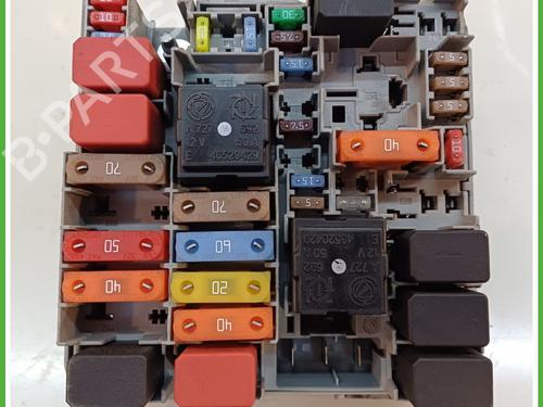 Used Fuse box FIAT GRANDE PUNTO (199_) 1.3 D Multijet (75 hp) 15942642