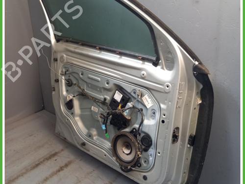Left front door VOLVO V50 (545) 2.0 D | BP28019588C2 