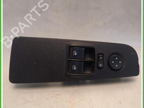 Used Left front window switch Left front window switch FIAT BRAVO II (198_) 1.9 D Multijet (198AXB1A) (120 hp) 40149424 40149424