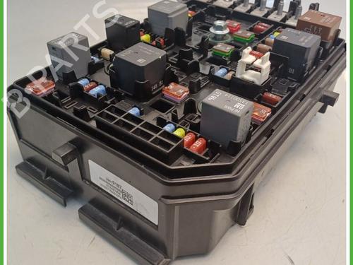 Fuse box OPEL ASTRA K (B16) 1.6 CDTi (68) | BP25627203E1 