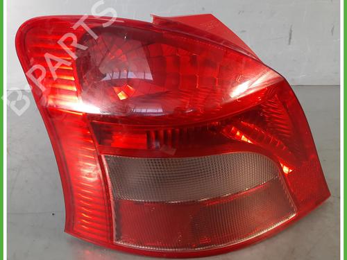 Used Left taillight Left taillight TOYOTA YARIS (_P9_) 1.3 VVT-i (SCP90_, SCP90R) (87 hp) 40073572 40073572