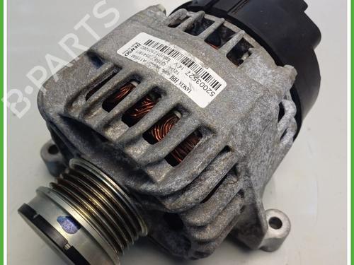 Used Alternator FIAT PANDA (312_, 319_) 0.9 Natural Power (312PXG1A, 312PYC1A) (86 hp) 25784563