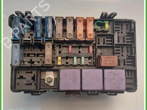 fuse-box-renault-espace-iv-jk01_-2002-40142603 main image