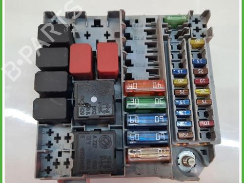 Used Fuse box Fuse box FIAT PANDA (169_) 1.2 (169.AXB11, 169.AXB1A) (60 hp) 40132931 40132931