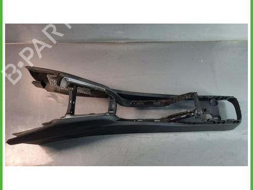 Armrest / Center console PEUGEOT 208 I (CA_, CC_) 1.6 HDi | BP14912318I20 