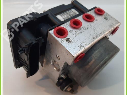 Used ABS pump RENAULT CLIO III (BR0/1, CR0/1) 1.5 dCi (C/BR0G, C/BR1G) (68 hp) 11367514