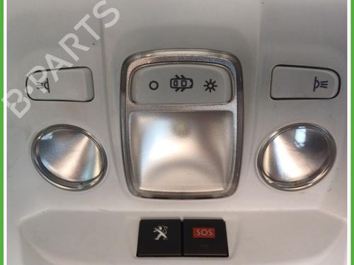 Interior roof light PEUGEOT 208 I (CA_, CC_) 1.2 PureTech 82 | BP26671666I8