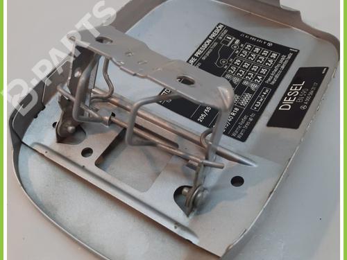 Fuel flap MERCEDES-BENZ B-CLASS Sports Tourer (W245) B 180 CDI (245.207) | BP11373583C131