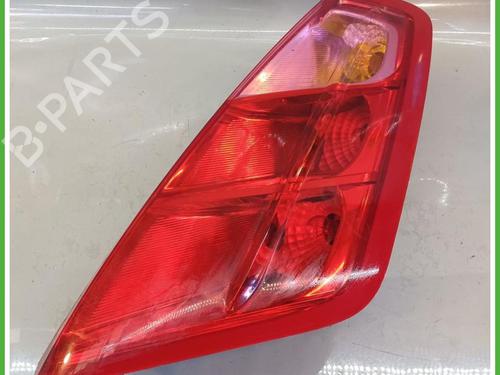right-taillight-fiat-grande-punto-199_-2005-40136194 main image