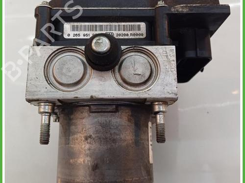 ABS pump FIAT PUNTO (199_) 1.4 Bifuel | BP40138740M43 - Image 2