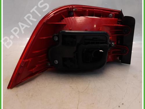 Right taillight VW PASSAT B7 (362) 1.6 TDI | BP40073827C35 - Image 2