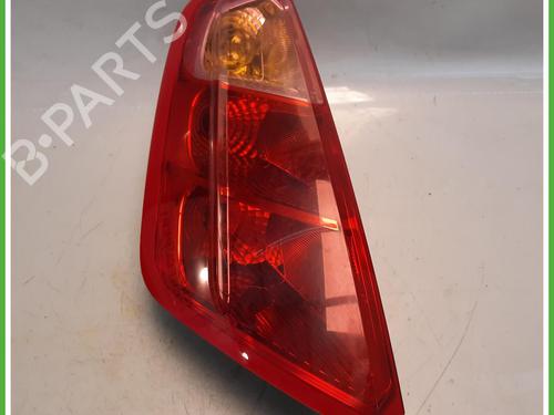left-taillight-fiat-grande-punto-199_-2005-40073806 main image