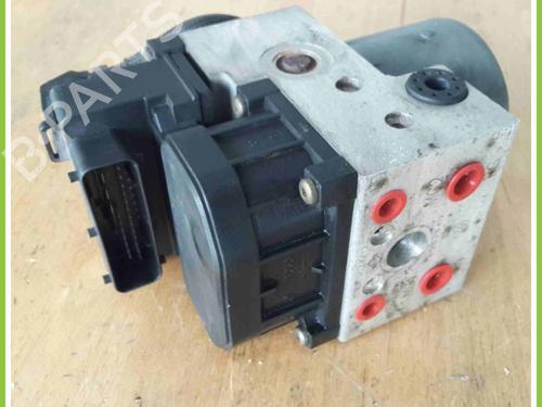 Used ABS pump RENAULT CLIO II (BB_, CB_) 1.5 dCi (B/CB07) (65 hp) 13114230