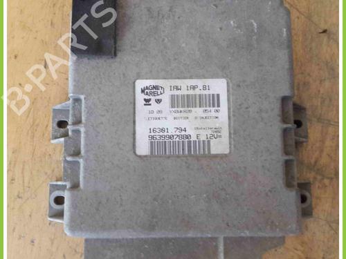 Calculateur moteur (ecu) PEUGEOT 206 Hatchback (2A/C) 1.4 i (75 hp) 13319381