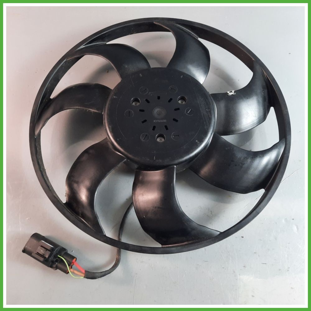 Radiator fan BMW 1 (F40) 118 d 12606700 BParts