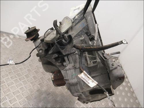 Used Gearbox DACIA DUSTER (HS_) 1.5 dCi (109 hp) 17134802