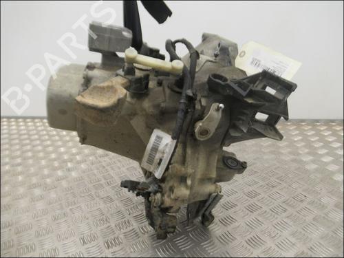 Used Gearbox PEUGEOT 2008 I (CU_) 1.2 VTi (82 hp) 29872540