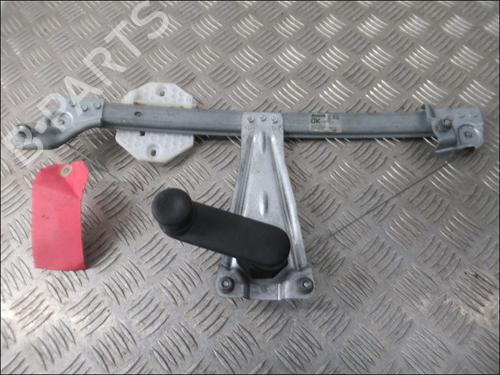 Elevalunas trasero izquierdo DACIA SANDERO II 1.0 SCe 75 (B8JC, B8JD, B8NC) (73 hp) 32151131