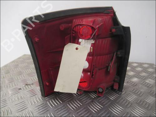 Højre baglygte AUDI A4 B6 Avant (8E5) 1.9 TDI quattro (130 hp) 27975540
