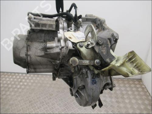 Gearbox PEUGEOT 208 I (CA_, CC_) 1.6 BlueHDi 100 | BP28833064M3