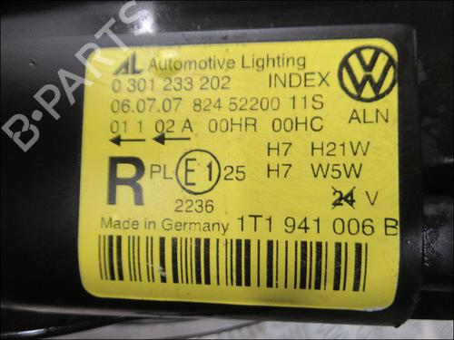 Phare droit VW TOURAN (1T1, 1T2) 1.9 TDI (105 hp) 31911167