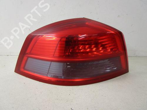 Used Left taillight RENAULT VEL SATIS (BJ0_) 2.2 dCi (BJ0E, BJ0F) (150 hp) 15419839