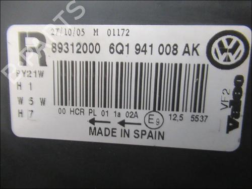 Used Right headlight VW POLO IV (9N_, 9A_) 1.4 TDI (70 hp) 31274779