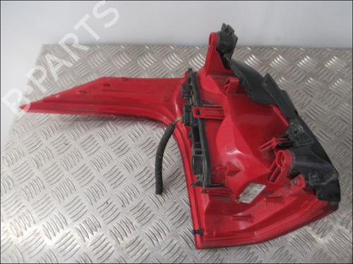 Used Right taillight PEUGEOT 5008 (0U_, 0E_) 1.6 HDi (114 hp) 29216200