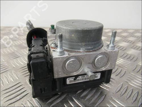 Used ABS pump RENAULT CLIO III (BR0/1, CR0/1) 1.5 dCi (BR17, CR17) (86 hp) 18351770