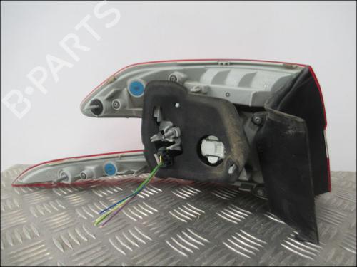 Højre baglygte PEUGEOT 308 SW II (LC_, LJ_, LR_, LX_, L4_) 2.0 BlueHDi 150 (150 hp) 33221543